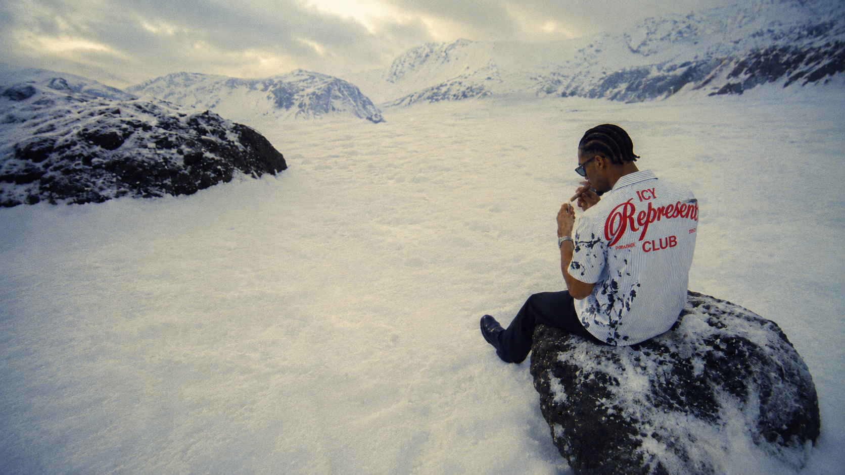 ICY Hybrid new drop campaign